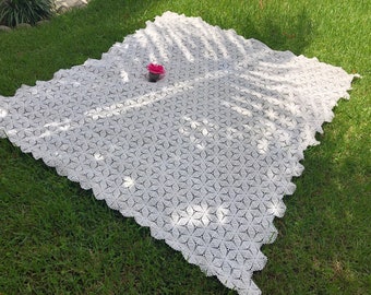 VINTAGE CROCHETED COVERLET 1920 / 83” x 76” Stunning Hand Crocheted Coverlet Ivory / Shabby Chic FarmHouse style at Retro Daisy Girl