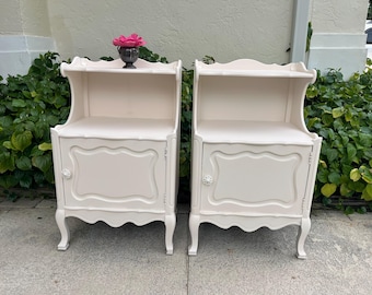 PAIR FRENCH PROVINCIAL Nightstands, Louis Xv Nightstands, Vintage French Romantic Shabby Chic Curvy Scalloped nightstands