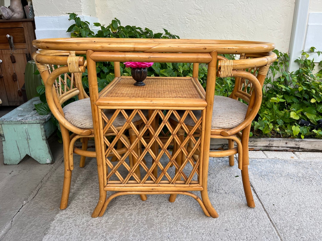 Sold....vintage Rattan Set/ Honeymoon Bistro Table, Nesting