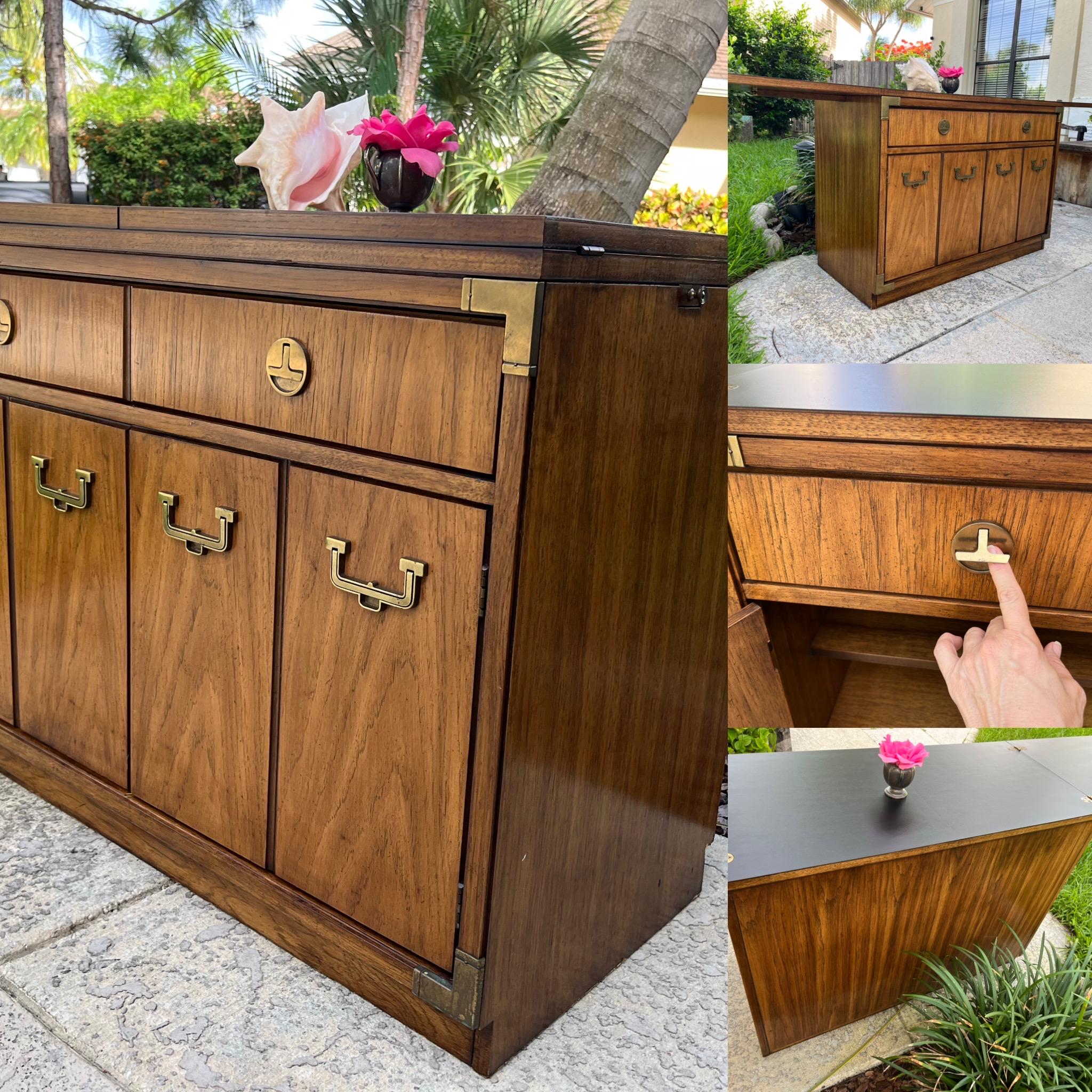 THOMASVILLE CAMPAIGN SERVER Flip-top Bar, Buffet, Vintage Credenza