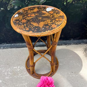 Vintage Bamboo Rattan side table, English style leaf and flower pattern top side table