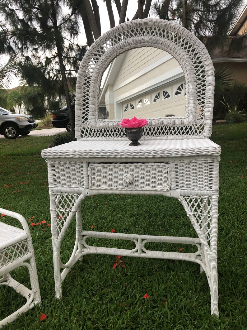 Vintage White WICKER DESK Vanity / Small Wicker Vanity Shabby Etsy