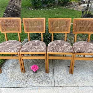 4 STAKMORE CANE CHAIRS Coastal Palm Beach Chinoiserie Folding Chairs, chairs set of 4