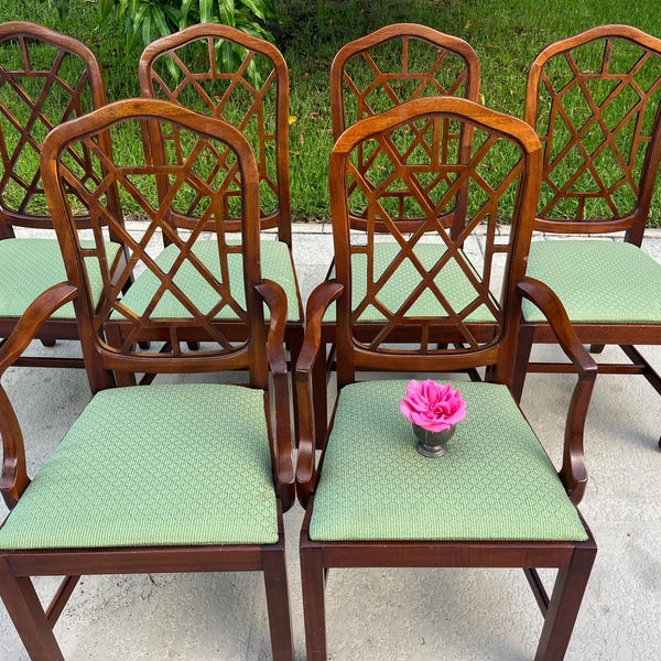 On Hold Set of 4 Chinese Chippendale style Lattice Back Dining Chairs, Vintage Fretwork Dining Chairs, Chinoiserie Retro Daisy Girl