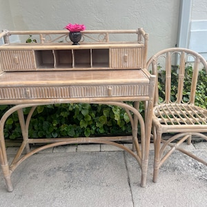 Wicker 2024 writing desk