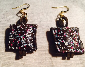 Dottedmini leather pillow Earrings