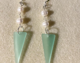 Lovely Freshwater Pearl Earrings