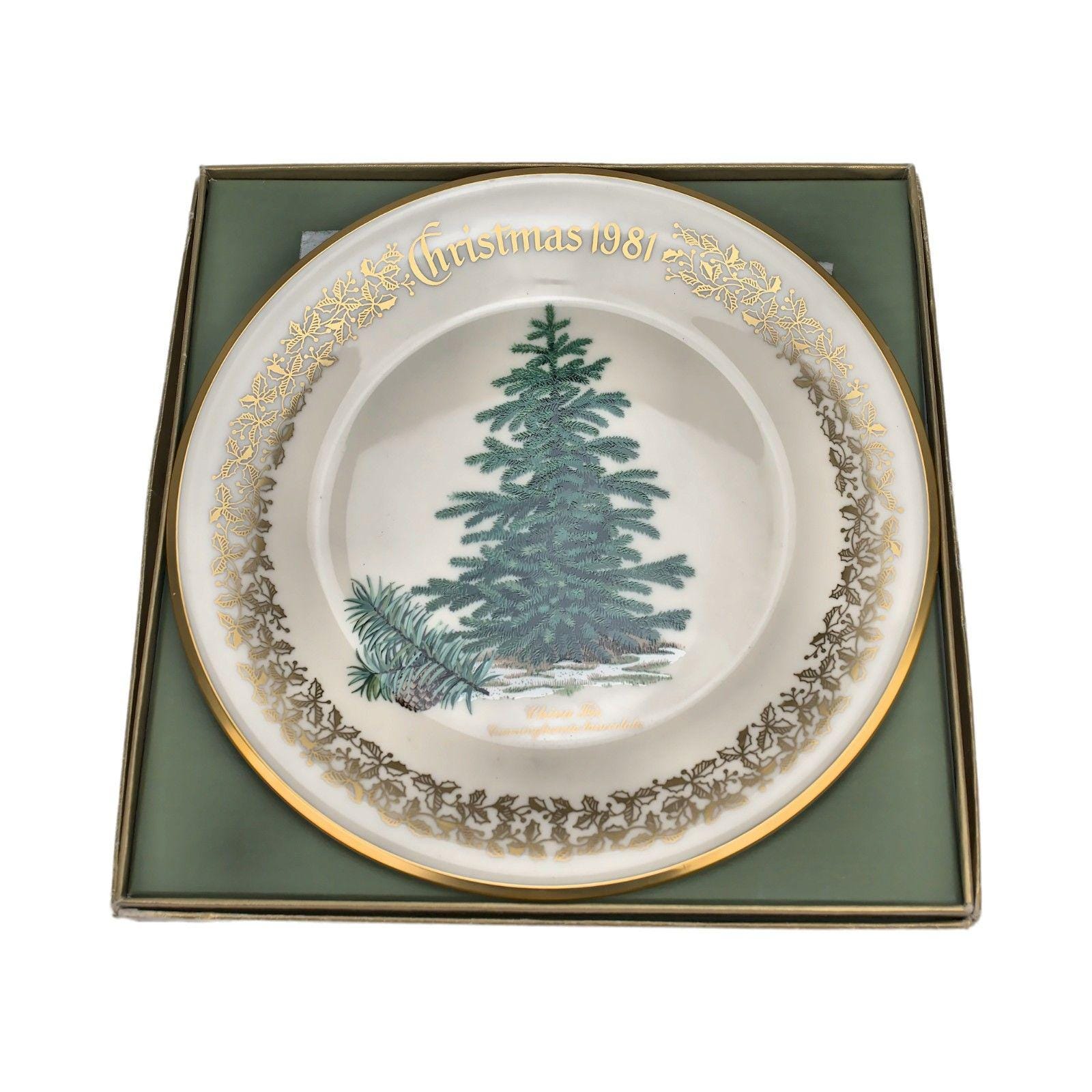 1981 Lenox Christmas Commemorative Plate Pine Tree Design Gold