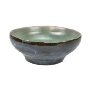 Bol de cerámica artística de estudio de los años 90, gres esmaltado en azul y verde salvia.