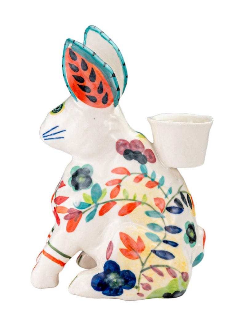 Anthropologie Bougeoir conique en céramique, figurine florale, lièvre bohème, lièvre bohème image 4