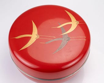 Vintage Japanese Red Lacquer Round Trinket Box Gold Maki-e Flying Swallows