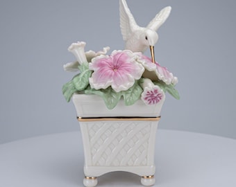 Vintage 2003 Lenox Hummingbird Petunia Porcelain Music Box Plays Fur Elise