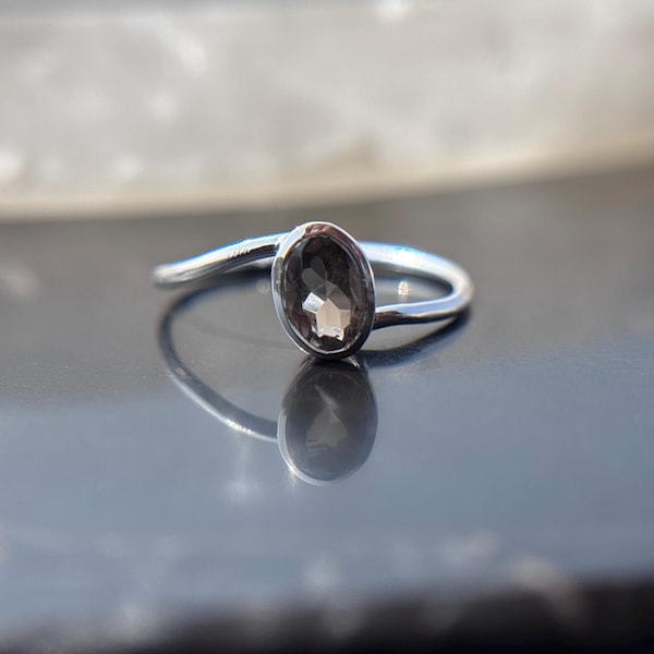 Smoky Quartz Oval Ring – 925 Sterling Silver Ring – Minimalist Brown Gemstone Ring – Handmade Bezel Set Promise Ring – Gift for Her