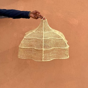 raffia pendant light , Wicker Ceiling Light Shade Round-Shaped for Indoor and Outdoor Usage, Hanging Cone Wicker Pendant Light