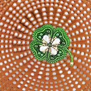 Bead embroidery kit &quot;Clover&quot; brooch, DIY jewelry making kit, Wonderfull bead brooch embroider, Incredible gift for her