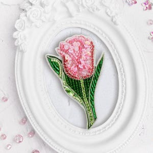 ビーズ刺繍キット「ローズチューリップ」ブローチ、DIYジュエリー製作キット、素晴らしいビーズブローチ刺繍、彼女への素晴らしい贈り物