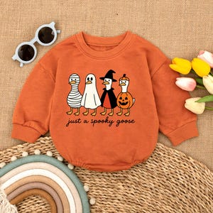 Custom Just a Spooky Goose Baby Romper, Goose, Pumpkin, Halloween Theme Baby Bodysuit, Fall Spooky Baby Clothes, Spooky Season Outfit Gift