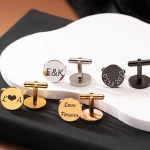Gemelos redondos personalizados/gemelos con inicial grabada/gemelos con monograma personalizado/regalo para padrinos de boda/regalo de Navidad