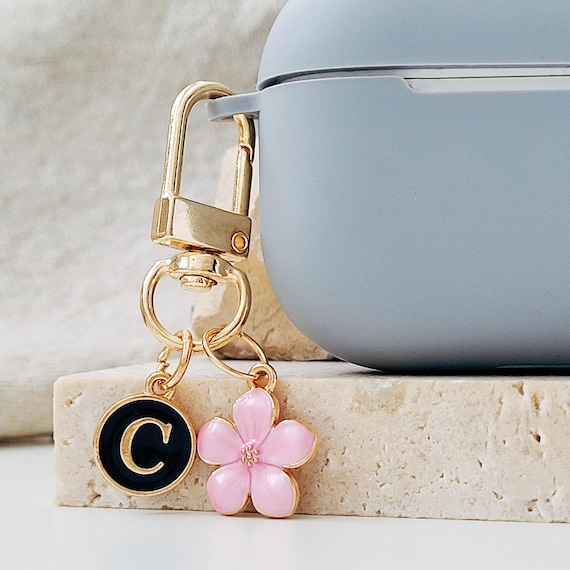 Cute Daisy Initial Keychain - White & Pink Flower Charm Keyring For Keys, Backpack, Or Bag - View #7