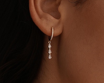Minimalist Diamond Huggie Hoop Earrings, Diamond Drop Earrings, Dainty Gold Hoop Earrings, Wedding Jewelry, Gift for her, Christmas Gifts