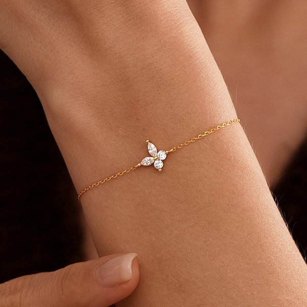 Diamond Butterfly Bracelet, Daily CZ Butterfly Sterling Silver Bracelet,  Minimalist Jewelry Gift, Bridesmaid Gift for Her, Gift for Mom