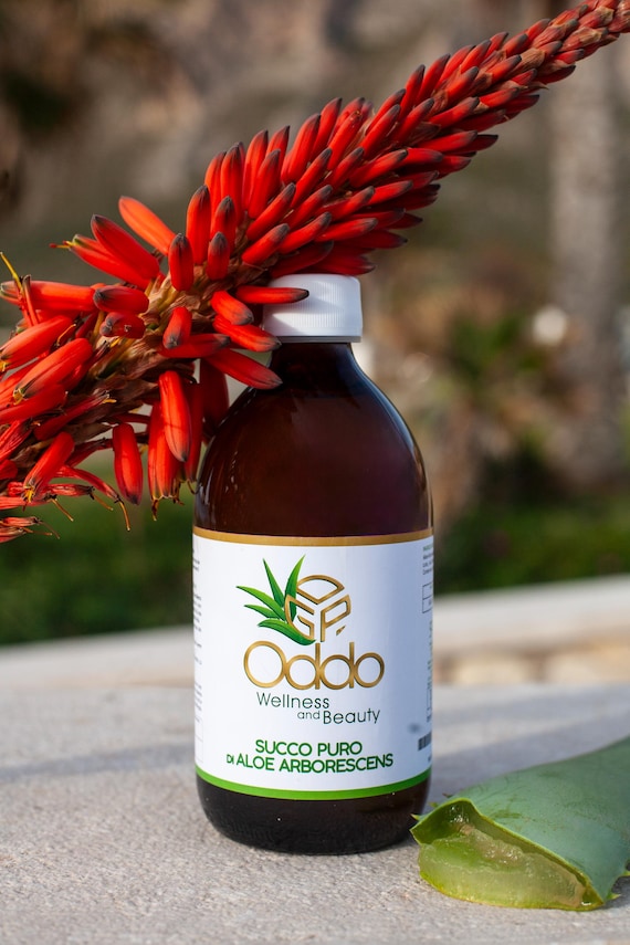 aloe vera gel and skin Aloe Vera Gel – Thursday Plantation AU main image 0