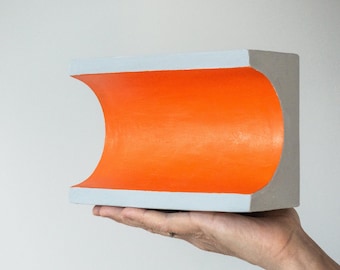 Orange Groove-väggskulptur i kartong: Modern minimalistisk konst