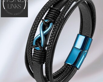 Blauwe leren armband met oneindig accent, meerlaagse zwarte band, veilige magnetische sluiting.