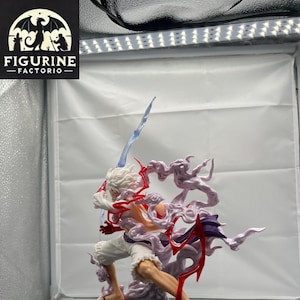 28cm Custom LED Figure a must-have for collectors and true enthusiasts. !!!!!! HAND MADE