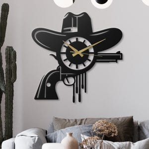 Cowboy Hat & Revolver Metal Wall Clock, Western Gunfighter Decor, Rustic Texas Ranch Art, Silent Unique Man Cave Clock Gift
