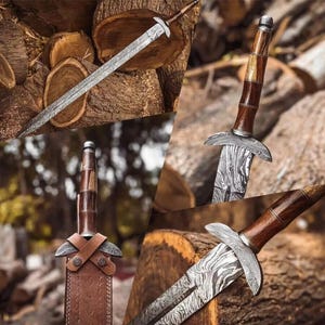 Hand-Forged Damascus Viking Sword with Wooden Handle, Custom Leather Sheath, Double-Edged Blade, Ideal for Collectors & Cosplay, Xmas Gift