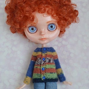 Cardigan lavorato a maglia fatto a mano per bambole da 12 pollici — Vestito a righe per Blythe Boy, Takara Pullip, maglione per bambole