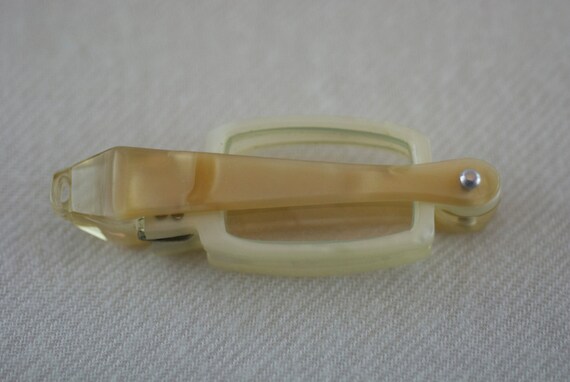 Vintage Lucite Mottled Mother of Pearl Creamy Ivo… - image 2