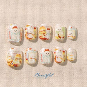 Cat and food themed nail art / Hamburgers, Fries, Sandwiches, Pizza picnic nails / Kawaii animal pressed nails / Cute short nails