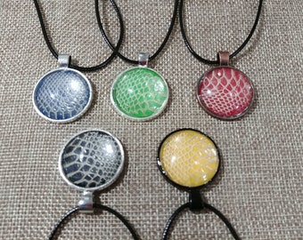 1" Round Snake Shed Pendant with 20" cord #10