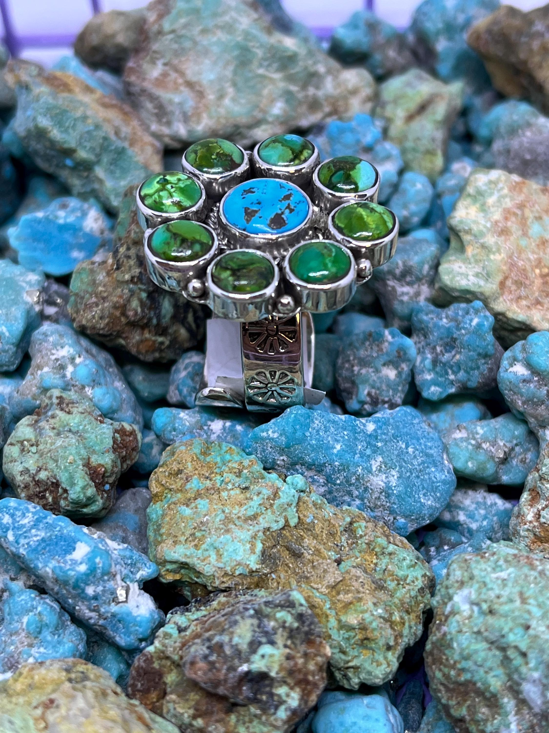 ロイストンターコイズのハンドメイドリング サイズ7US ハンドメイド ロイストン ターコイズ クラスターフラワー