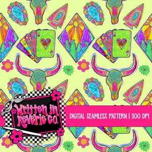 Puede incluir: Un patrón digital sin costuras con un fondo verde claro que presenta ilustraciones coloridas. El diseño incluye naipes, calaveras de toro, flechas y elementos florales. También está presente el texto "Written in Reverie Co."