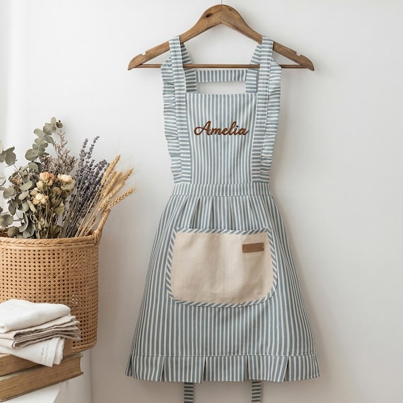 Personalized Striped Apron with Pockets, Embroidered Baking Kitchenwear