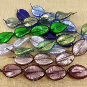 Set of 4 Venetian Foil Glass Twisted Oval Beads VGL112A