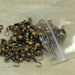 100 Brass Clam-Shell Bead Tips; MET1044