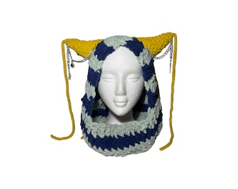 Gold Striped Devil Hoodlet