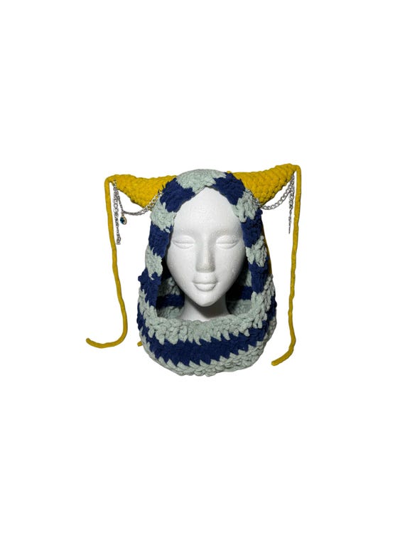 Gold Striped Devil Hoodlet