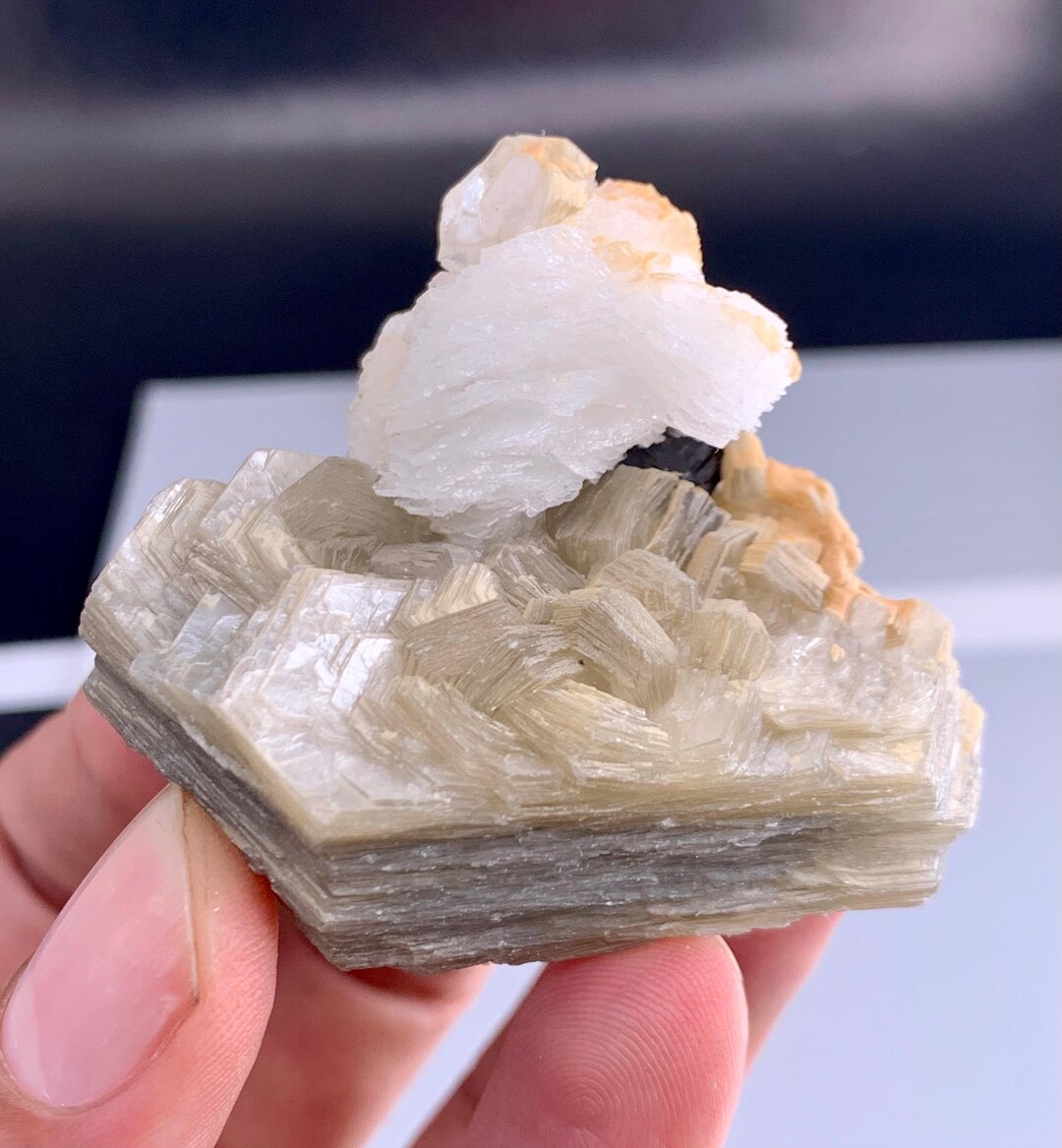 60 Gram Amazing White Albite on Muscovite Matrix and Combine With Black ...