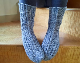 Knitting Pattern - Toe Up Socks Knitting Pattern - Cabled Sock Knitting Pattern - the SQUAM LAKE SOCKS (Women's small & large sizes)