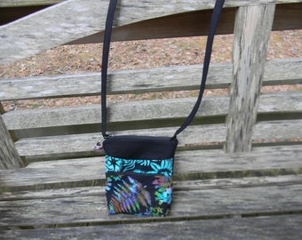 Small Black Light Leaves Batik Zipper Cross body Bag