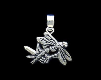 Charm / Collar de libélula en plata de ley