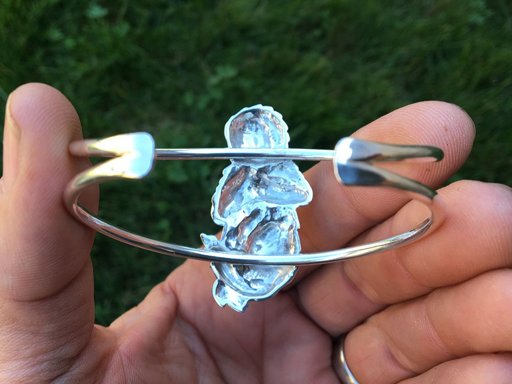 Bracciale in argento sterling con lontra di mare: gioielli con animali delicati - Italia