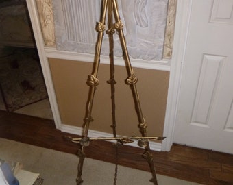 Lovely XLG Floor Easel/Display Stand. Ornate Flower adorn Picture stand.