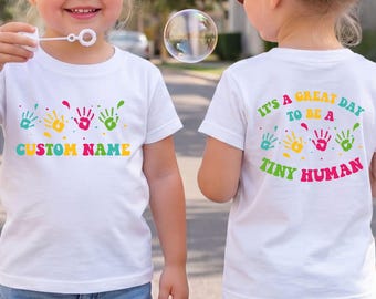T-shirt pour tout-petit avec prénom personnalisé : t-shirt It's A Day Tiny Human