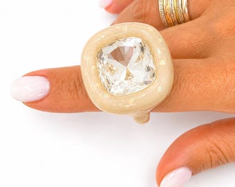 Rêve de Cristal Statement Ring | Icy White Crystal, Iridescent Polymer Clay (Handmade)